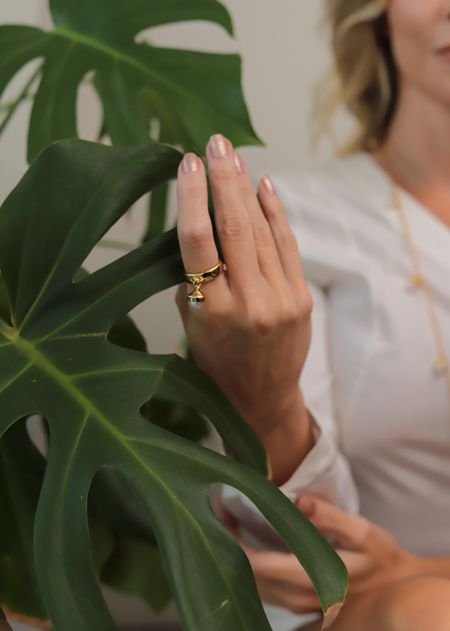 Pearl ring Welcome