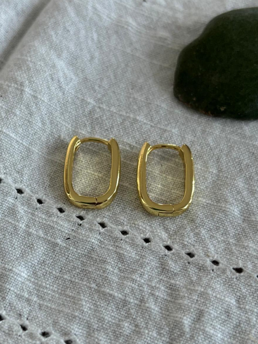 Earrings medium rectangle Welcome hoop